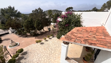 finca te koop for sale tourist license terrace upper level.jpg